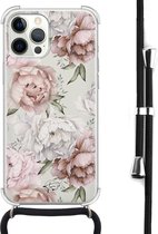 Hoesje met koord geschikt voor iPhone 12 - Klassieke bloemen - Inclusief zwart koord - Crossbody beschermhoes - Transparant, Beige - Mooie Telefoonhoesjes