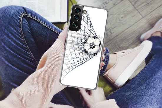 Coque Samsung Galaxy S22 Plus - Une illustration d'un ballon de football entrant dans le but - Garçons - Filles - Kids - Coque de téléphone en Siliconen