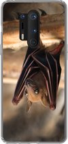 Geschikt voor OnePlus 8 Pro hoesje - Baby - Vleermuis - Hout - Siliconen Telefoonhoesje