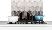 Spatscherm keuken - Luxe - Design - Hexagon - Patroon - Vormen - Goud - Zwart - Keuken - Achterwand keuken - 60x40 cm - Spatwand