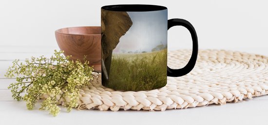 Mug Magique - Photo sur Mugs Chauffants - Mug à Café - Éléphant - Nature - Herbe - Animaux - Paysage - Mug Magic - Tasse - 350 ML - Mug à Thé