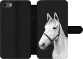 Bookcase Geschikt voor iPhone 7 telefoonhoesje - Paard - Halster - Wit - Met vakjes - Wallet case met magneetsluiting