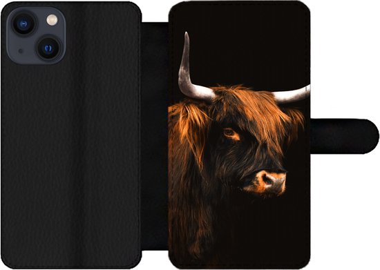 Étui pour téléphone iPhone 13 Bookcase - Highlander écossais - Fourrure - Vache - Avec compartiments - Étui portefeuille avec fermeture magnétique