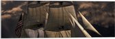 WallClassics - Acrylglas - Groot Zeilschip bij Donkere Wolken - 90x30 cm Foto op Acrylglas (Met Ophangsysteem)
