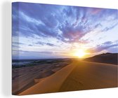 Canvas Schilderij Woestijn tijdens zonsopkomst - 30x20 cm - Wanddecoratie