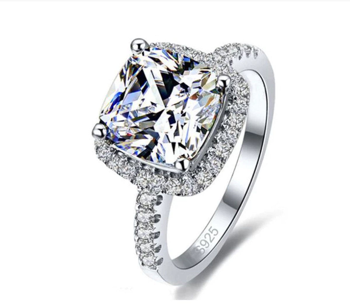 Fiory Crystal Ring| Maat 8 | ring| verlovingsring| gelegenheidsring| vriendschapsring| Luxe, briljante ring| zilver-white | 8