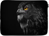 Laptophoes 14 inch - Uil - Vogel - Zwart - Portret - Laptop sleeve - Binnenmaat 34x23,5 cm - Zwarte achterkant