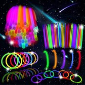 100x Glow in the dark sticks breekstaafjes | Neon Party Versiering | Verjaardag | Oud en nieuw | Nieuwjaar Decoratie | Schoencadeautjes sinterklaas