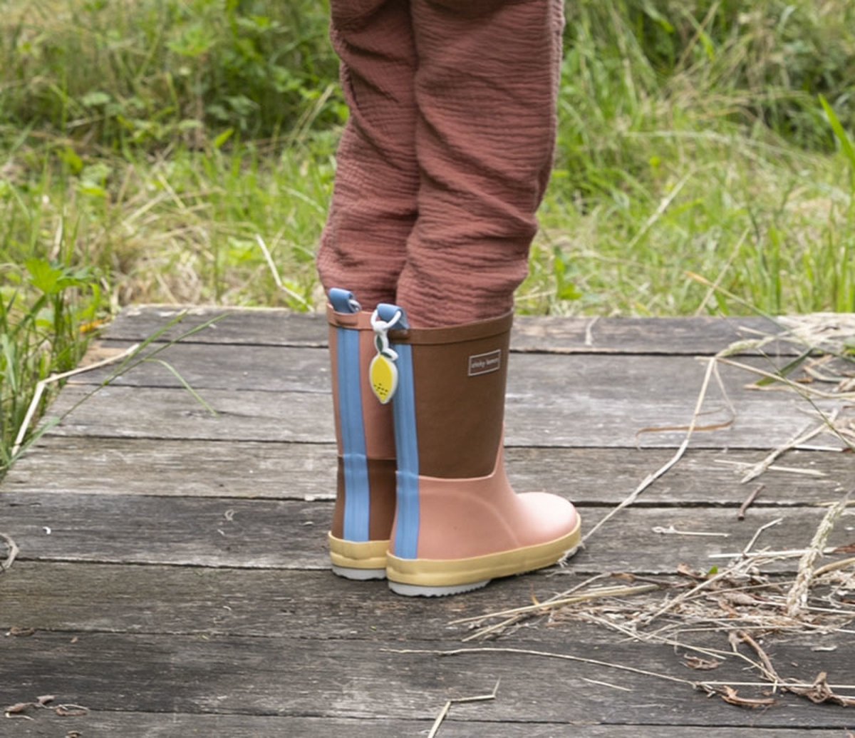 Sticky Lemon Rain boots colourblocking willow brown + berry swirl
