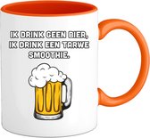 Geen bier maar een tarwe smoothie - Bier kleding cadeau - bierpakket kado idee - grappige bierglazen drank feest teksten en zinnen - Mok - Oranje