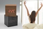 Home & Comfort design alarm klok zwart- houtlook - kubus - multifunctioneel - temperatuur - snooze - 6cm