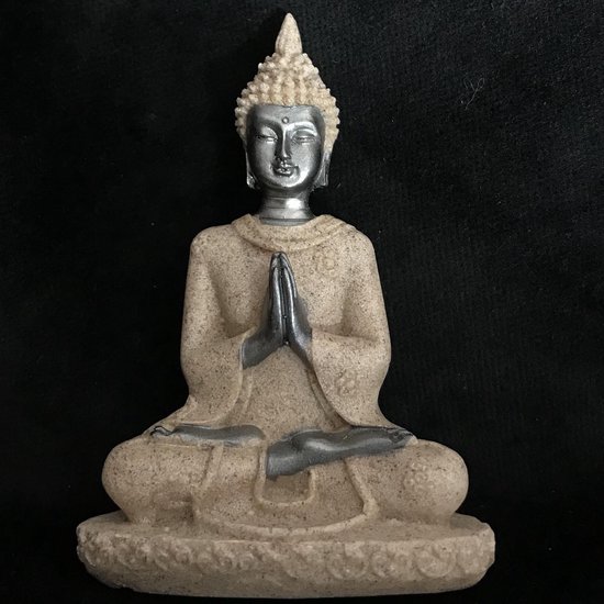 Boeddhabeeld van zandsteen 5.5x2.8x8cm mediteren handgemaakte