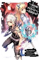Is It Wrong to Try to Pick Up Girls in a Dungeon? 6
