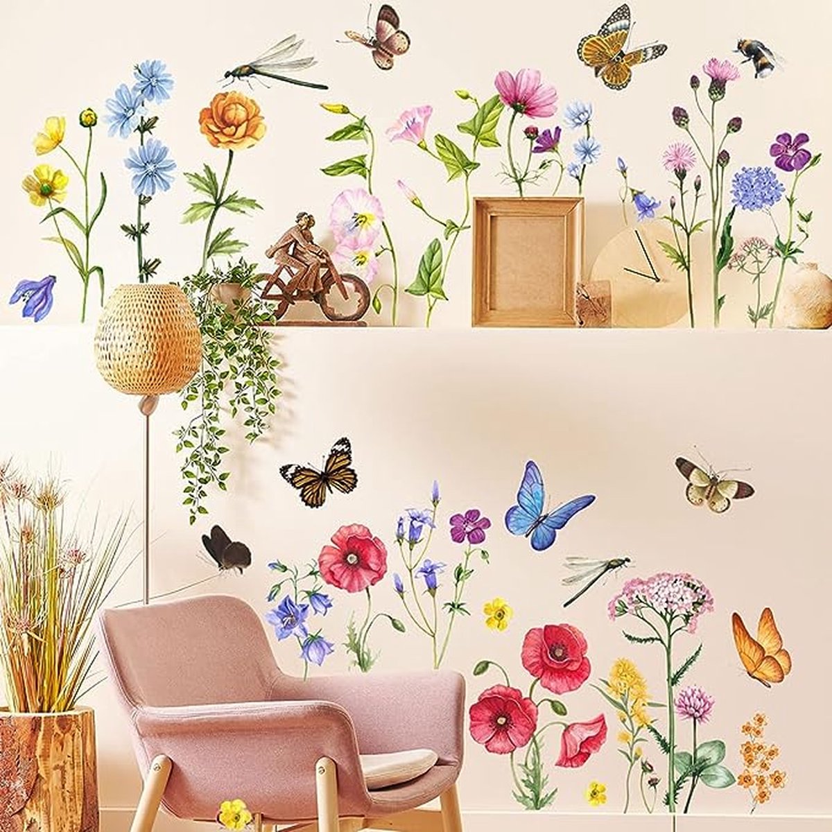Sticker mural avec branche, fleurs roses et papillons