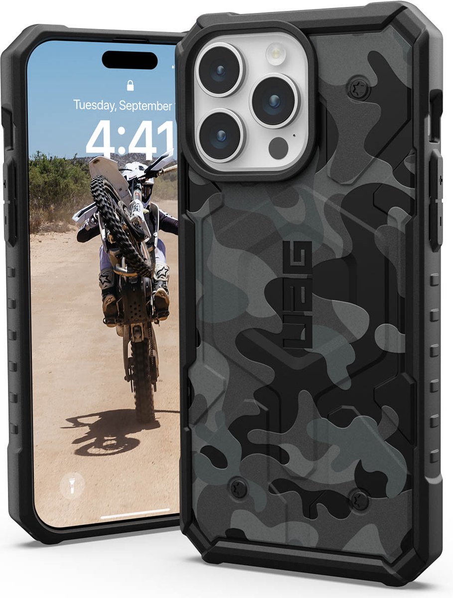 UAG - Pathfinder SE iPhone 15 Pro Max Hoesje - midnight camo