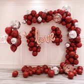Fienosa Arche de Ballons Amour - Ballon Rouge - Ballons d'anniversaire de Luxe - Arche de Ballons - Anniversaire - Décoration Saint-Valentin - Décoration de Mariage - 78 pièces - Ballons à l'hélium - Pilier de Ballons