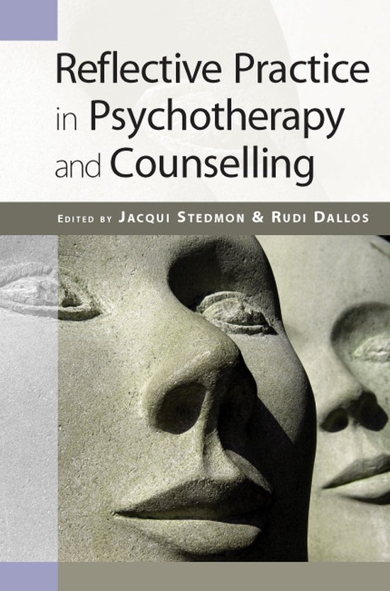 Couverture du livre 'Reflective Practice in Psychotherapy and Counselling'. Deux visages en pierre au premier plan, l'un étant plus proche.
