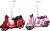 IKO Kersthangers scooters - 2x st - roze en rood - 11,5 cm - glas - kerstornamenten