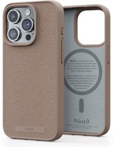Njord Collections Fabric Telefoonhoesje - Geschikt voor iPhone 15 Pro - 2M valbestendig - 100% gereycled materiaal - Mag Compatibel – Pink Sand