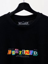 Shirt - Destined - Wurban Wear | Grappig shirt | Oversized shirt | Unisex tshirt | Streetwear | Y2K | Gym | Gewichten | Hip hop | Urban fashion | Skateboard | Zwart