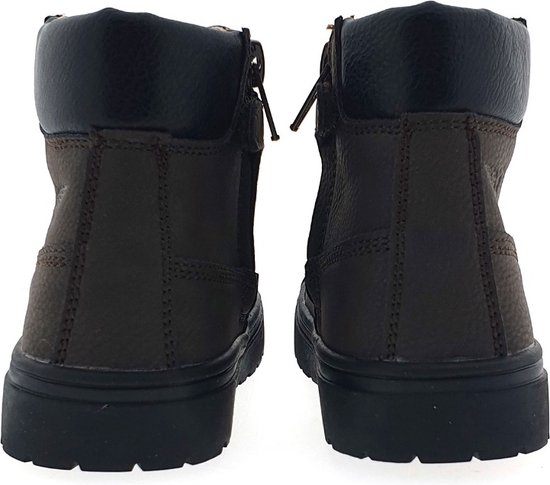 Donkerbruine leren veterboots met zwarte enkelkraag en ritssluiting. De zool is zwart.