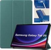 Tablethoes en Screenprotector geschikt voor Samsung Galaxy Tab S9 (2023) - Tri-fold hoes met Auto/Wake functie en Magnetische sluiting - Groen