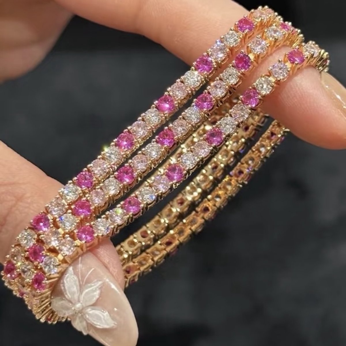 Fonkelende Roze Ombré Tennis Armband –0.1CT Steen- Luxe Armband met Roze Verloop Kristallen – Roségoudkleurige Zirkonia Armband