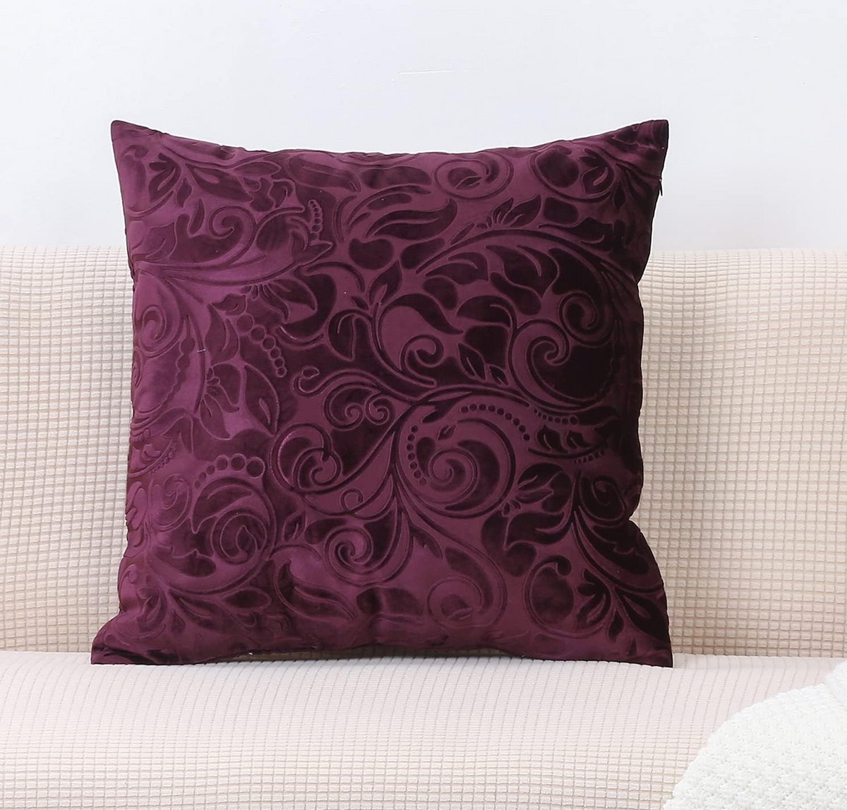 Zware Fluvelen Sierkussensloop 60x60 cm met Klassiek Bloemen Reliëf