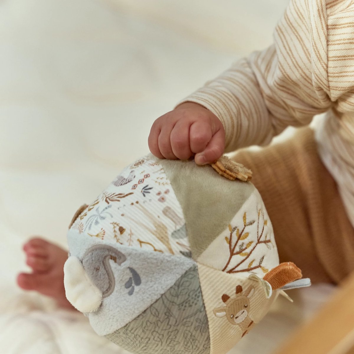 Little Dutch Safari Friends Activiteitenbal — afbeelding 2