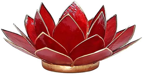 Rode lotus kaarshouder met gouden randen op een gouden voet.
