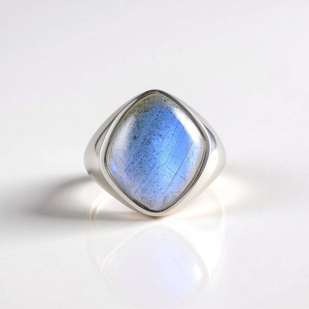 Cavill - Zilveren ring - 925 Sterling Zilver - Blauwe Minary Labradoriet 10,8 ct - Fancy Cabochon - Madagaskar Edelsteen - Moderne elegante ring