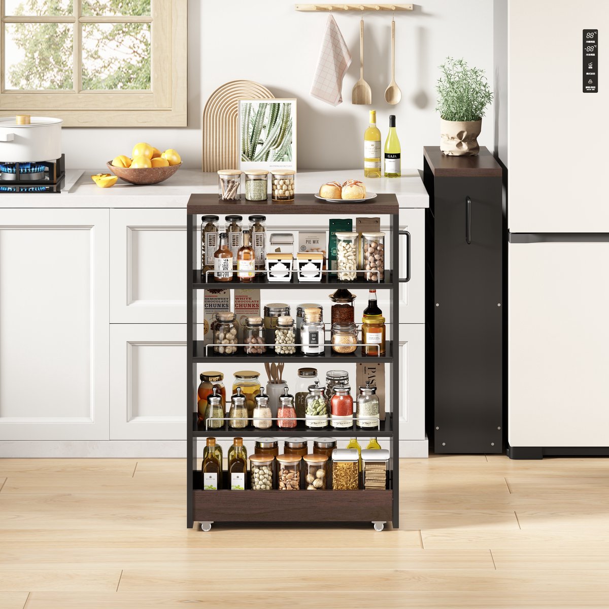 Pugsdrly Slim Storage Cart, slanke opbergkar op wieltjes, 12 cm smalle keukenkast met 4 verstelbare planken, zwart met bruine houtlook, 55x12x85 cm, voor keuken & badkamer