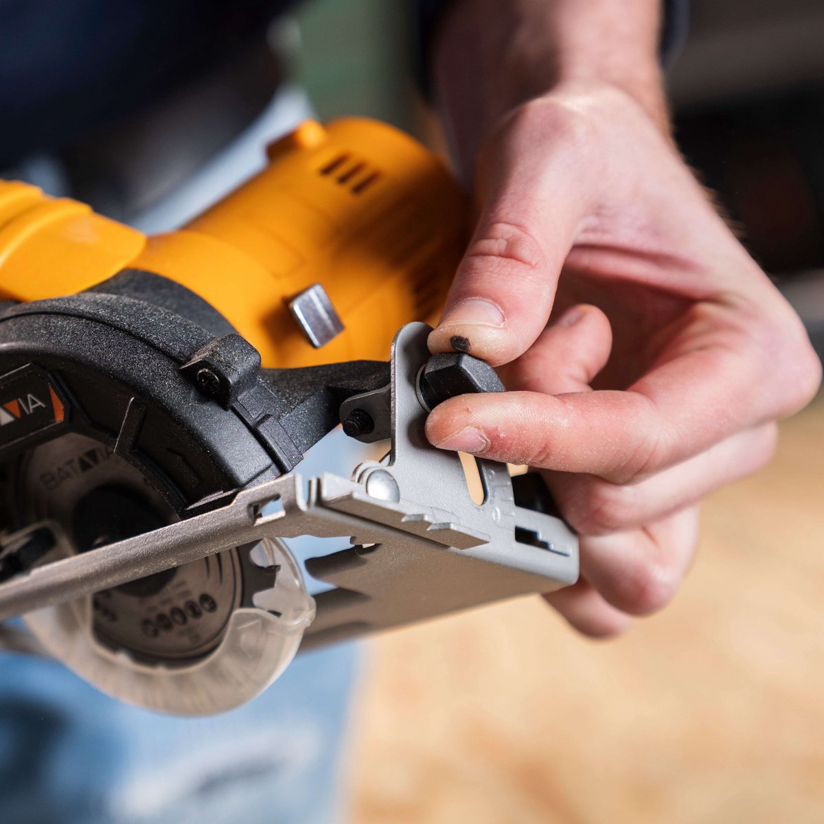 Batavia 12V Cordless Circular Saw 85mm Incl. 2.0Ah Accu Adapter (Incl. USB-C Cable)