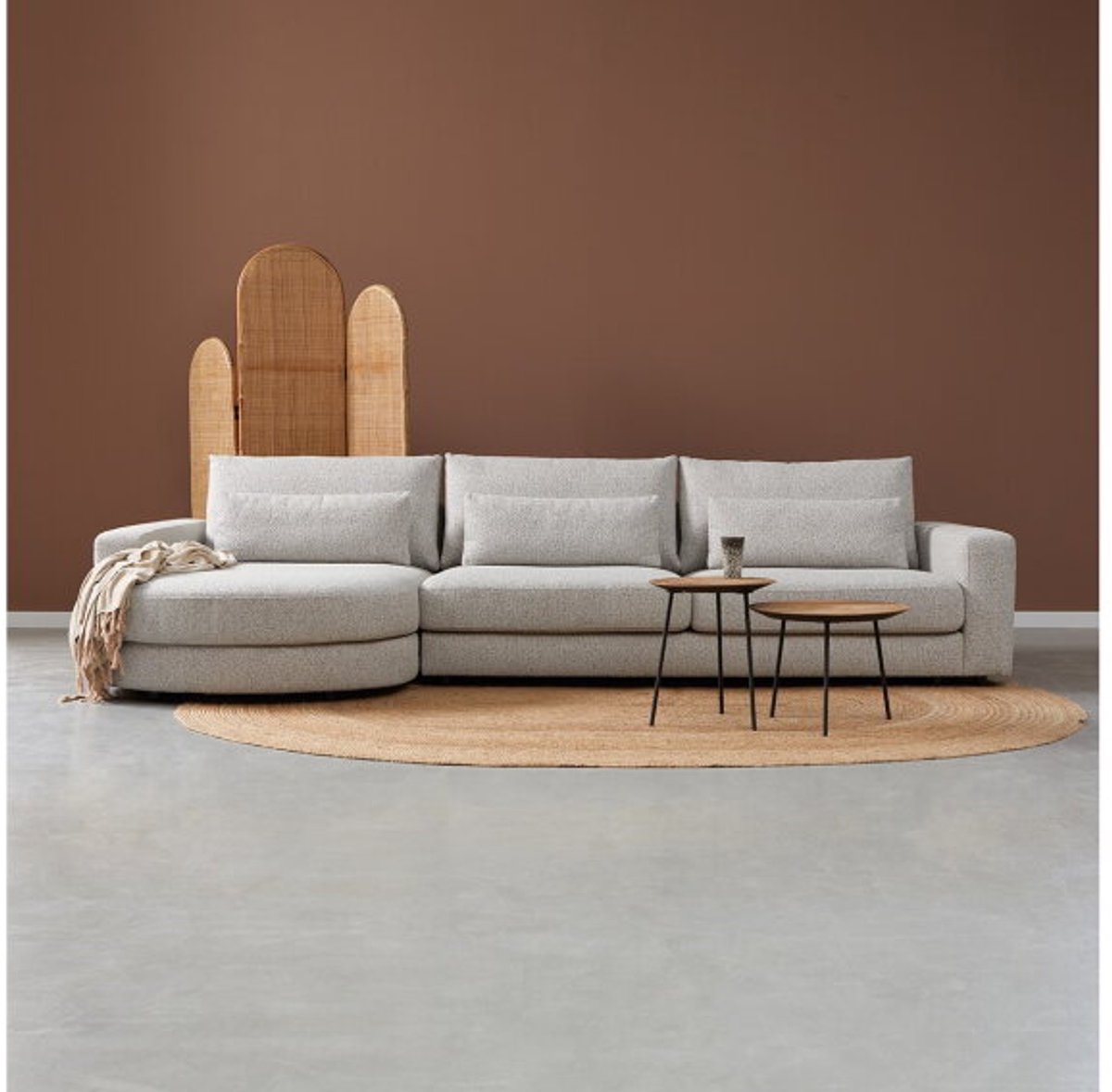 PEPP Interiors COMO hoekbank met ronde chaise longue links - stof Puente 09 lichtgrijs - 285x218x85 cm