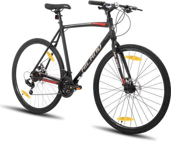 Zwarte stadsfiets met rode accenten op het frame, remmen en derailleur.