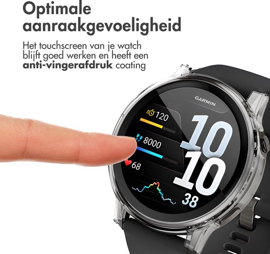 Vinger raakt een Garmin smartwatch aan met een doorzichtige beschermhoes. Tekst: Optimale aanraakgevoeligheid.