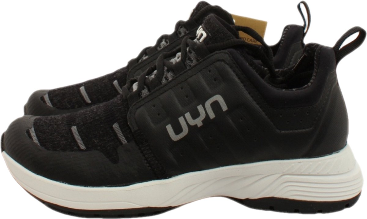 UYN sneakers maat 36