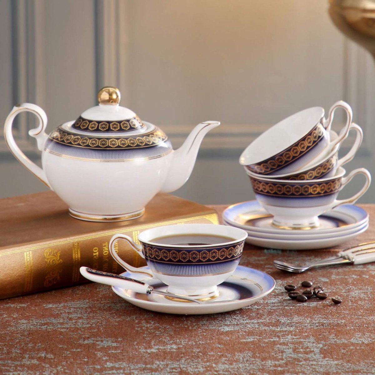 Theeservies Keramiek - Koffieset - Afternoon Tea - Gouden Rand Decoratie - 4 Personen - Wit