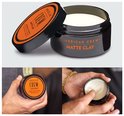 Collage: Pot American Crew Matte Clay en handen die het product aanbrengen.
