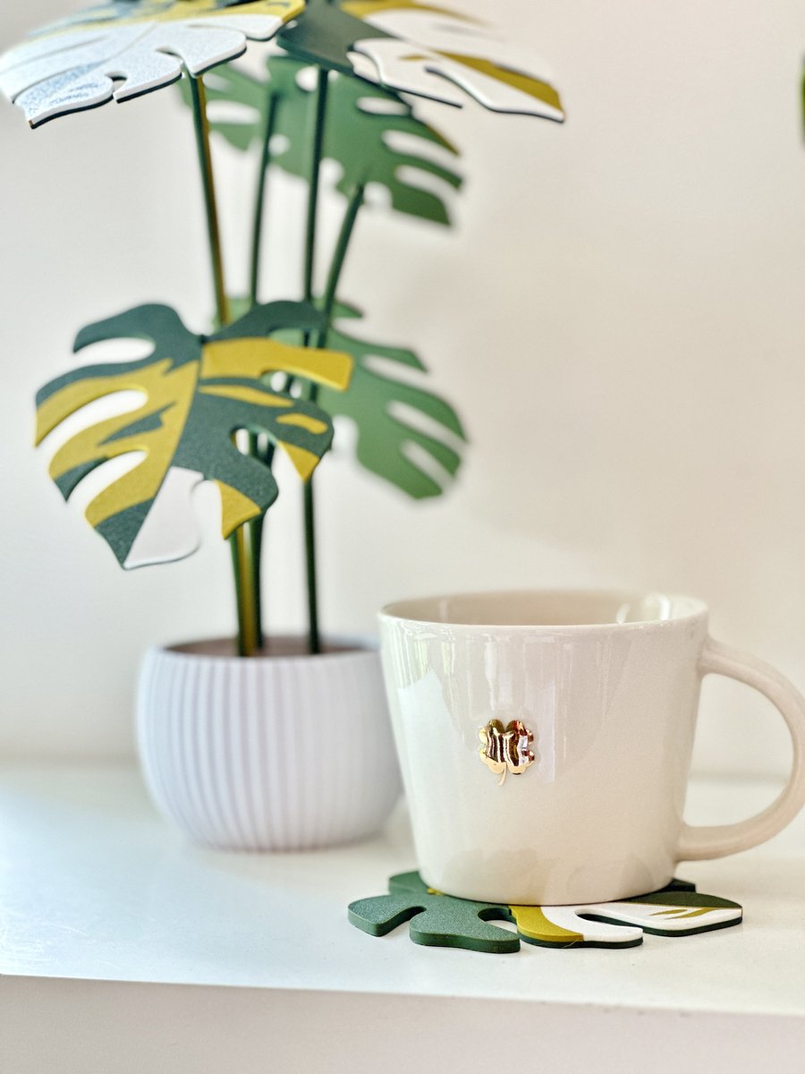 Monstera Variegata Decoratie Plant met Onderzetters – 3D Geprint Bio-Based PLA | Onderzetters voor Glazen | Onderzetters Design | Kunstplant met Afneembare Bladeren | Onderzetters met Houder | Cadeau Plantenmensen