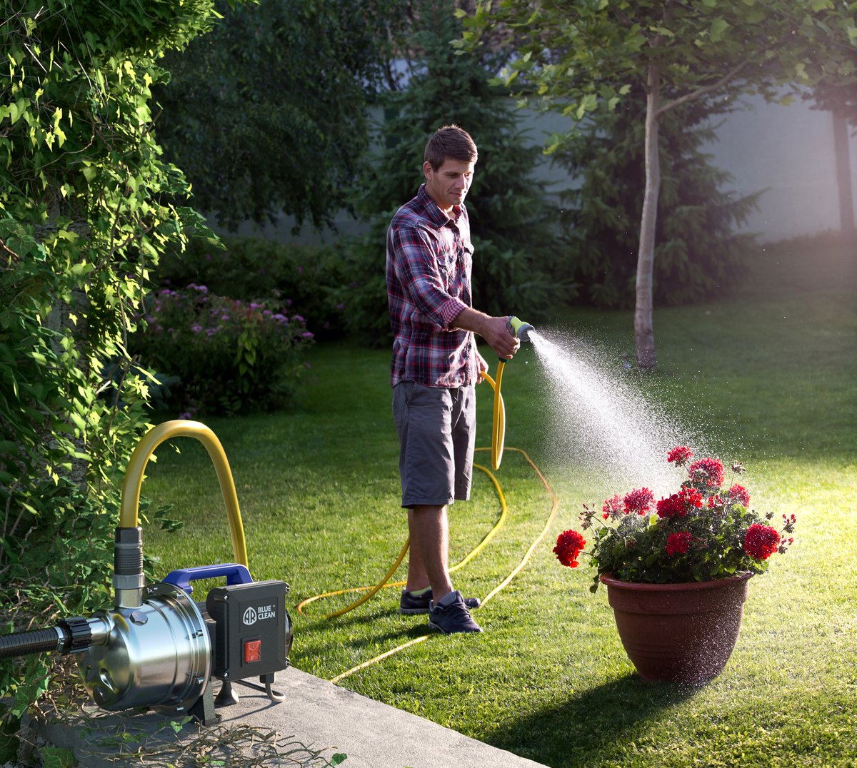 Annovi Reverberi ARGP 800GP800X Beregeningspomp / Waterpomp 800W - 3500l/h - RVS Pomphuis - Zelfaanzuigend Tuinpomp - Aanzuigpomp - Voor besproeien van tuin / gazon thumbnail 5