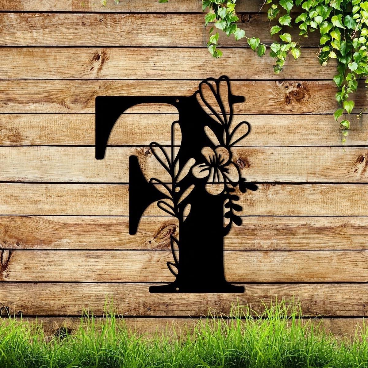 Metalen Naambord - Achternaam Letter - Huis Decoratie - Duurzaam Metaal - 30.5 cm Hoog - Letter F