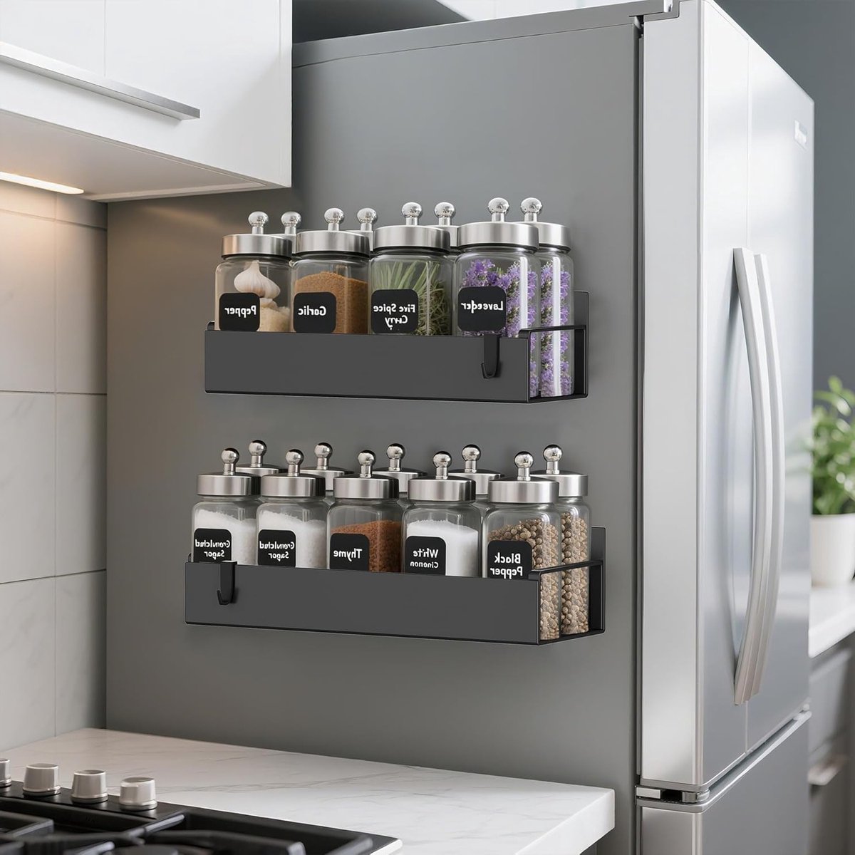 Set van 2 Magnetische Kruidenrekken voor Keuken, Verplaatsbare Organizer voor Koelkast en Oven met 2 Haakjes, Zwart en Ruimtebesparend