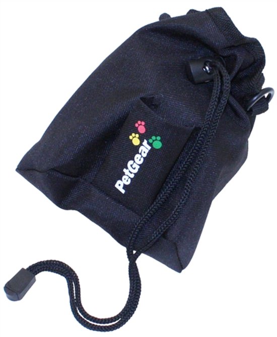 Zwart PetGear beloningszakje, schuin gehouden, met trekkoord.