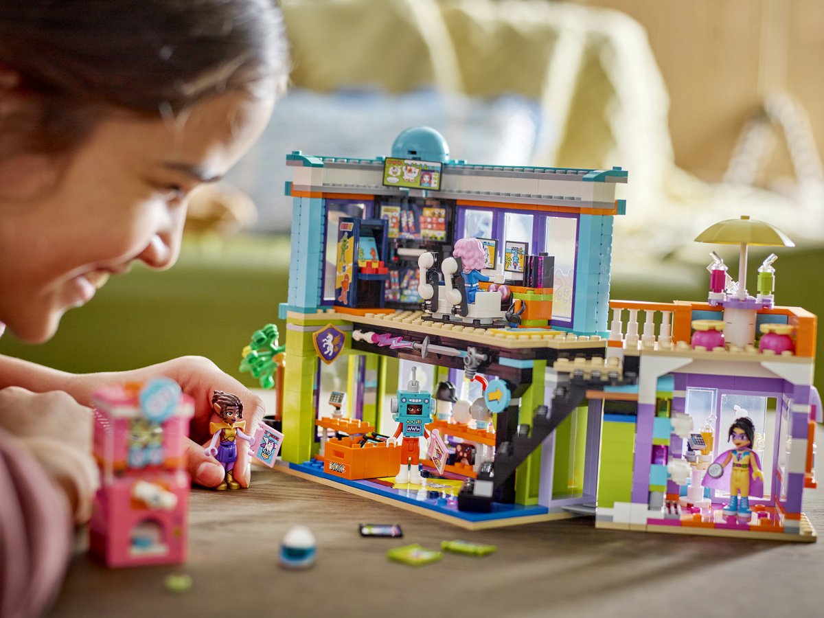LEGO Friends Stripboeken- en Gamewinkel Speelgoedwinkel Bouwpakket voor Kinderen - 42674 – foto 6
