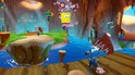 SpongeBob zweeft boven water met bubbels, bij een houten constructie en een robot.