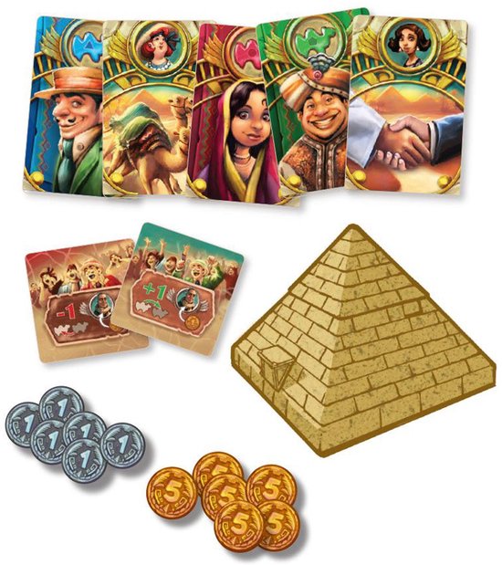 Spelonderdelen met kaarten van mensen en een kameel, munten, een piramide en een faraomasker.