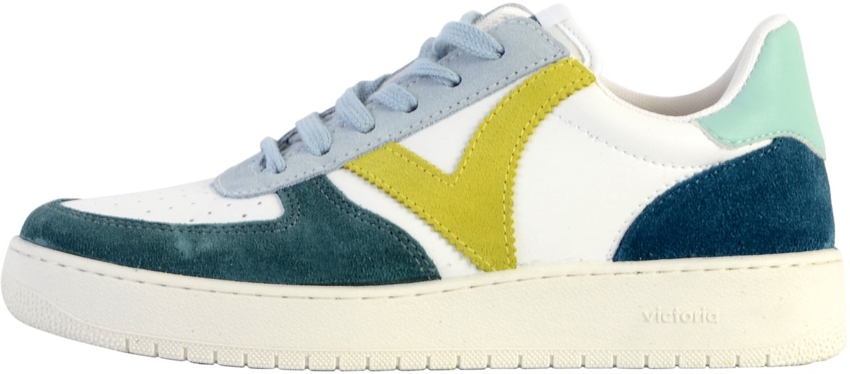Lage sneakers met veters