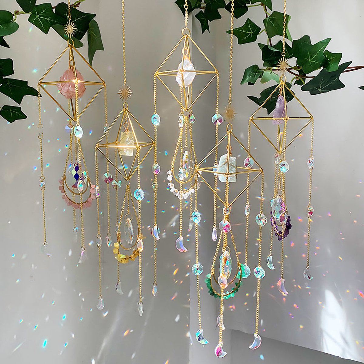 Zonnevanger met Rozenkwarts – Liefde & Harmonie Regenboog Hanger
