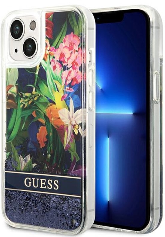 Doorzichtig hoesje met bloemenprint en donkerblauwe glitter onderop, logo Guess, op iPhone 13 Pro.